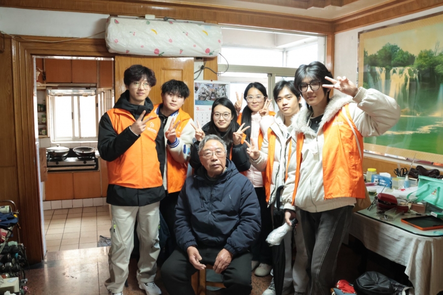 26db92bf8428d99d.JPG.cthumb.jpg